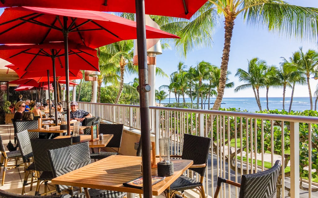 Tiki's Grill & Bar on Waikiki Beach, Honolulu, Hawaii: Fish tacos and gyoza