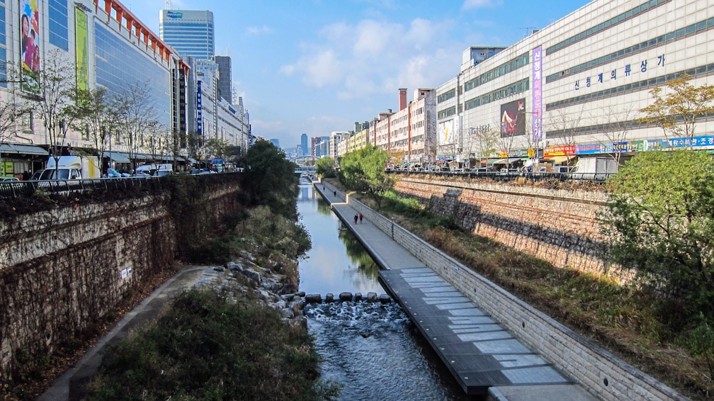 The Cheonggyecheon Stream cuts through the heart of Seoul