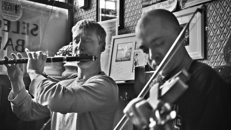 Musicians performing in The Cobblestone Pub in Dublin, Ireland