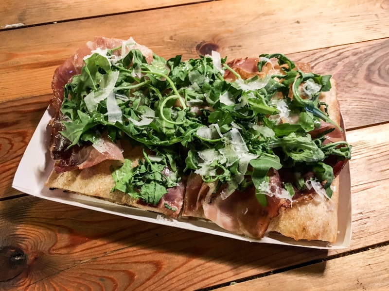 Gourmet pizza from Madenitaly