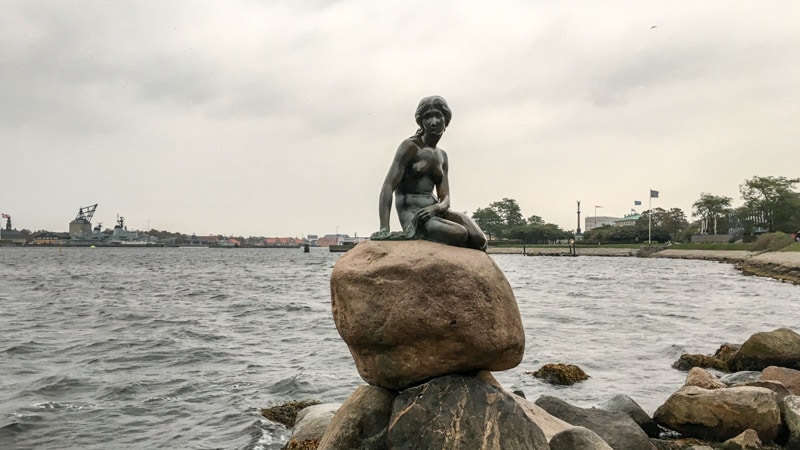 The famous "The Little Mermaid" statue