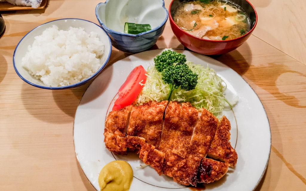 Rohsu-Katsu Teishoku. 160g of perfectly fried loin cutlet at Tonki Tonkatsu in Tokyo, Japan