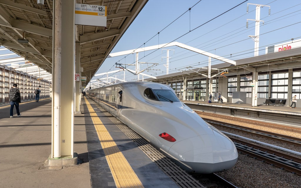 Hikari Shinkansen train at Himeji Station