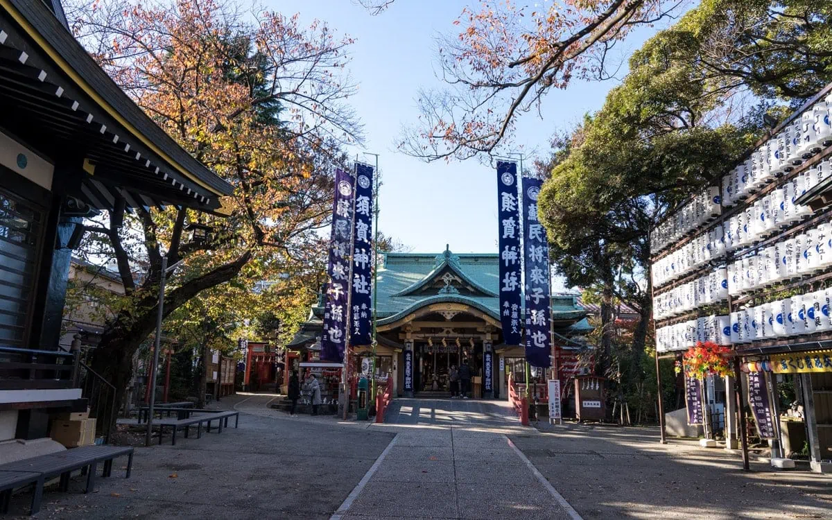 The main hall of Yotsuya Suga Shrine