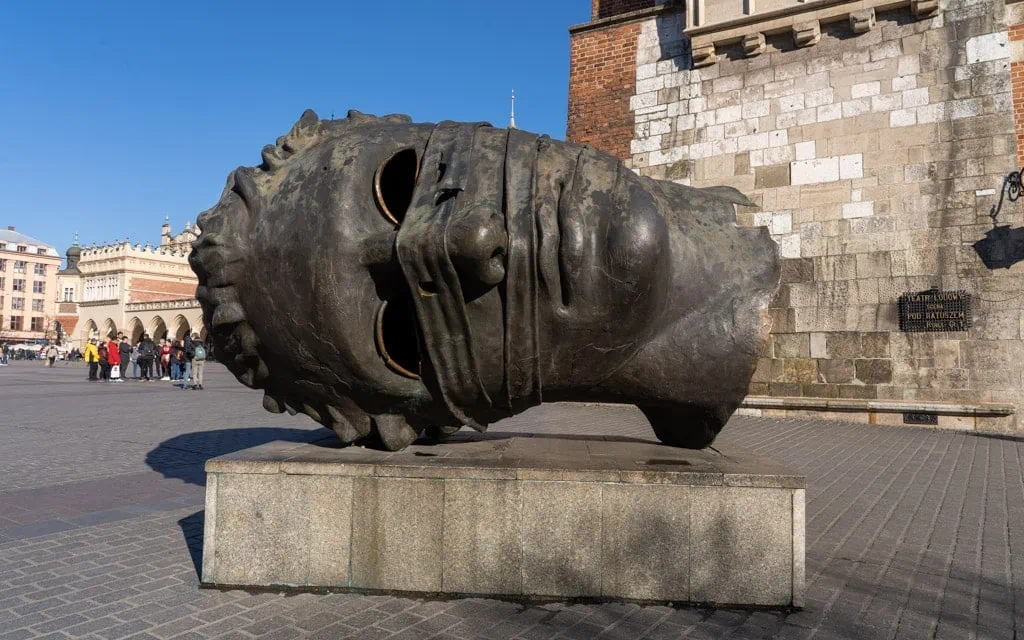 Eros Bendato Sculpture (The Head)