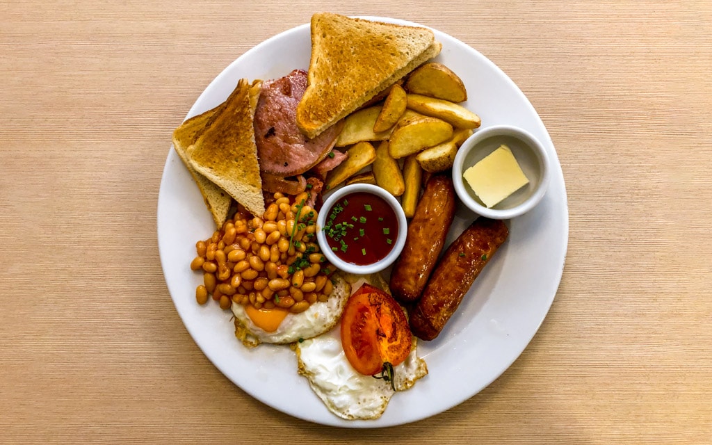 If you are hungry, go for the Irish Breakfast
