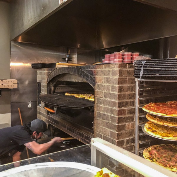 Pizza oven