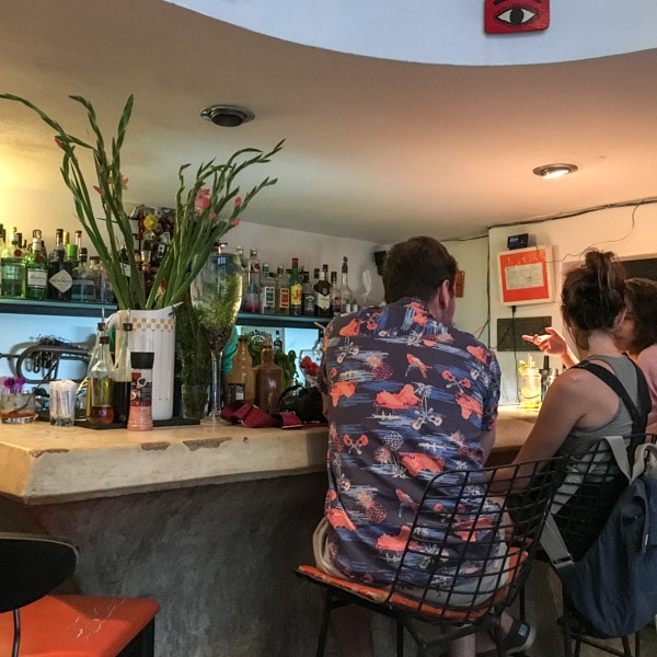 Bar