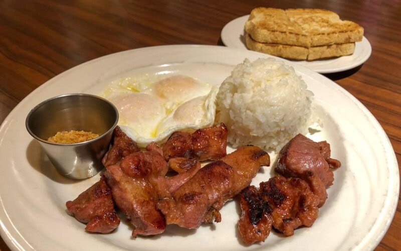 12 of the best cheap eats on Fremont Street in downtown Las Vegas