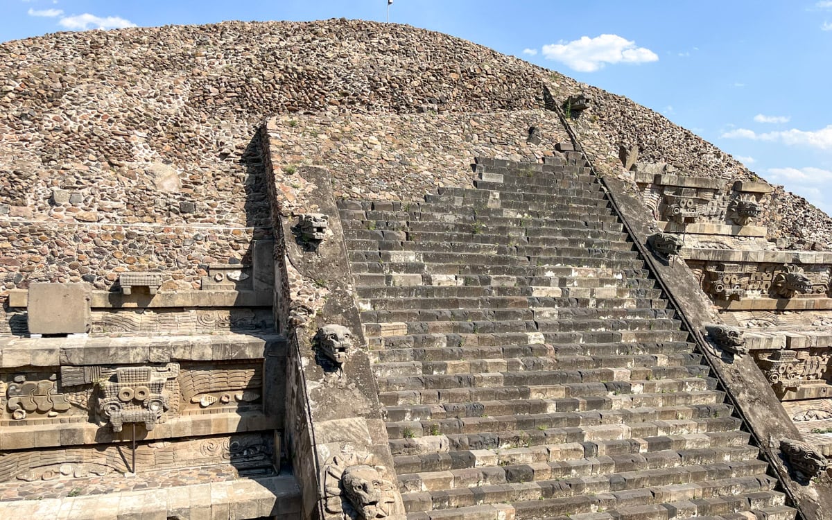 Temple of Quetzalcóatl